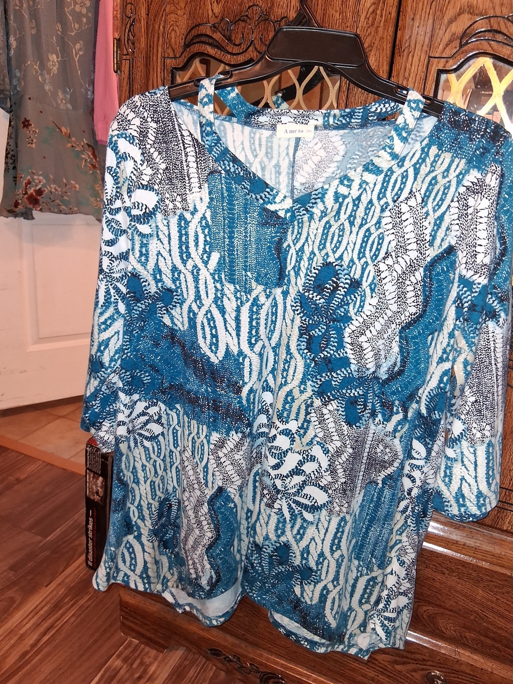 Blue Patterned V-Neck Tunic Top